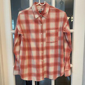 Women's Old Navy Boyfriend flannel plaid shirt